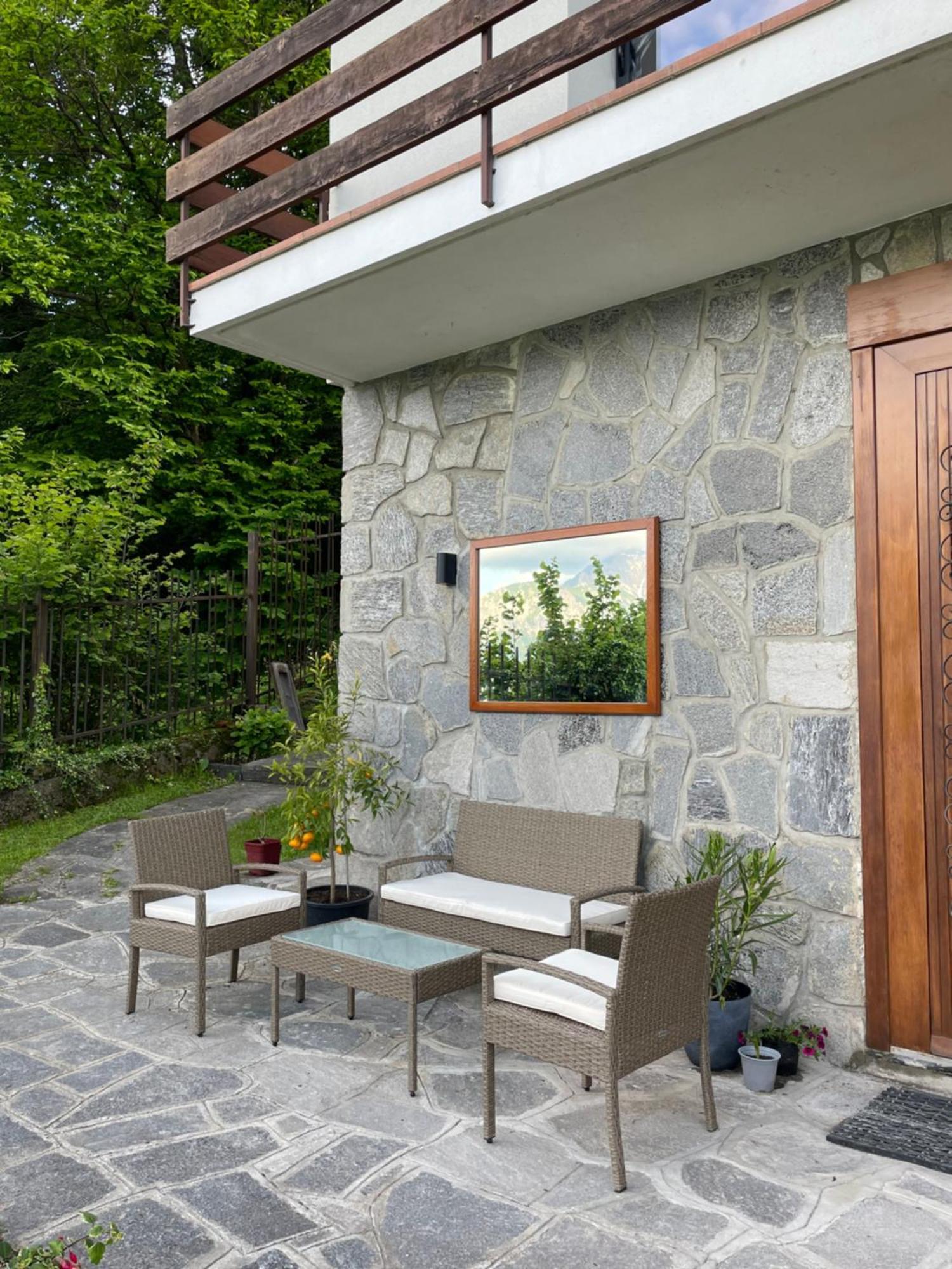 Villa D'Alba Guest House Civenna Exterior foto